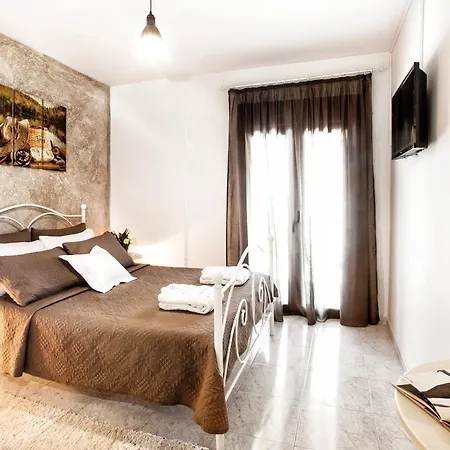 Daire Asprolithos Studios *